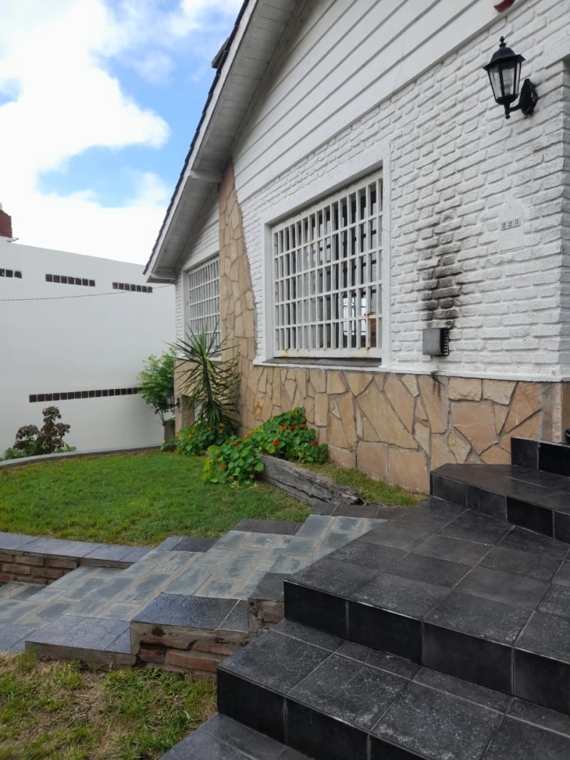 Chalet con garage -  - Casa/Chalet en Villa Gesell