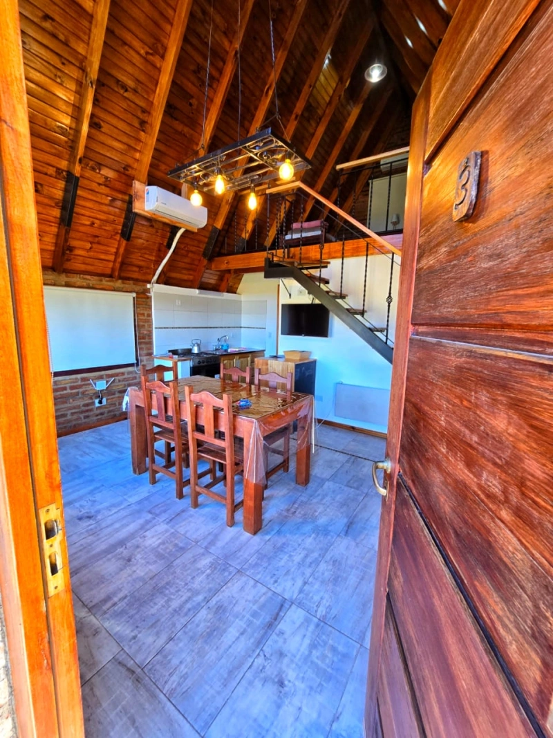 Cabañas La Esperanza - 📍 El establecimiento se encuentra en el acceso al circuito chico, frente al cerro ventana. - Cabaña en Tornquist