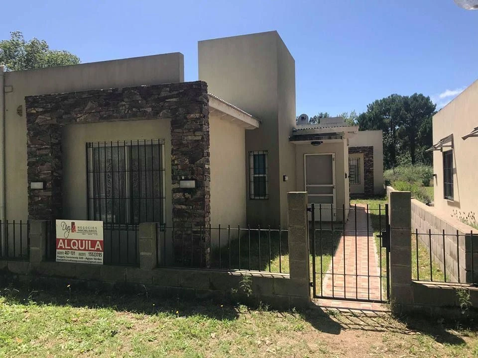 Cómoda Casa de 3 Ambientes -  - Casa/Chalet en Aguas Verdes