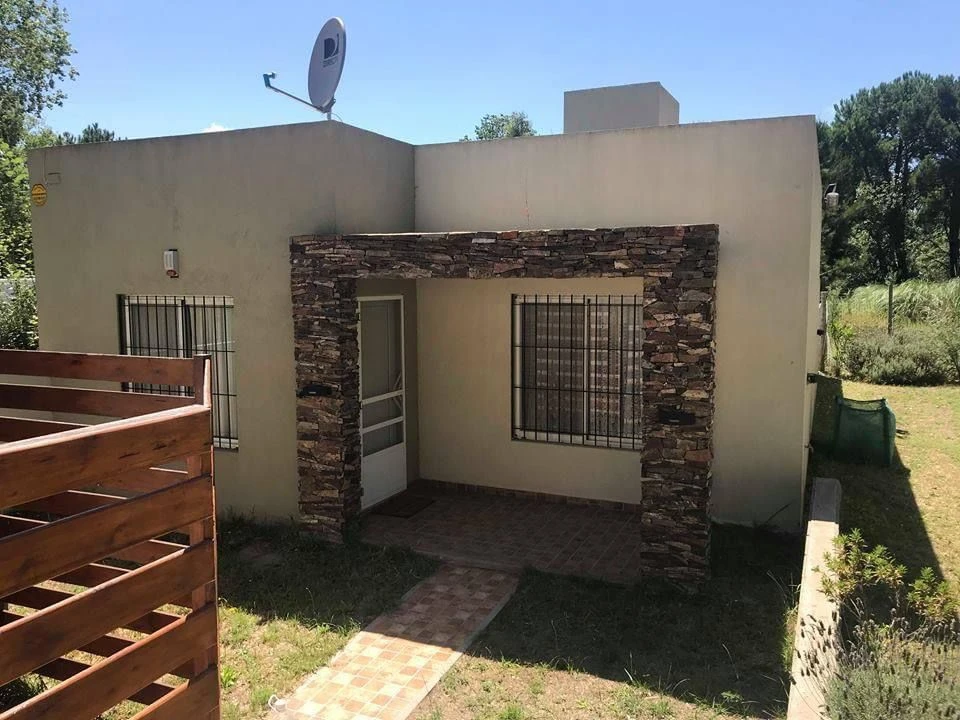 Cómoda Casa de 3 Ambientes -  - Casa/Chalet en Aguas Verdes