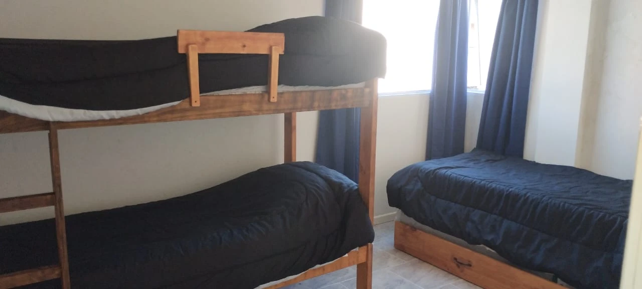 Departamento 3 ambientes sobre Av.Chiozza - A una cuadra de la playa, totalmente equipado hasta 6 personas - Departamento en San Bernardo