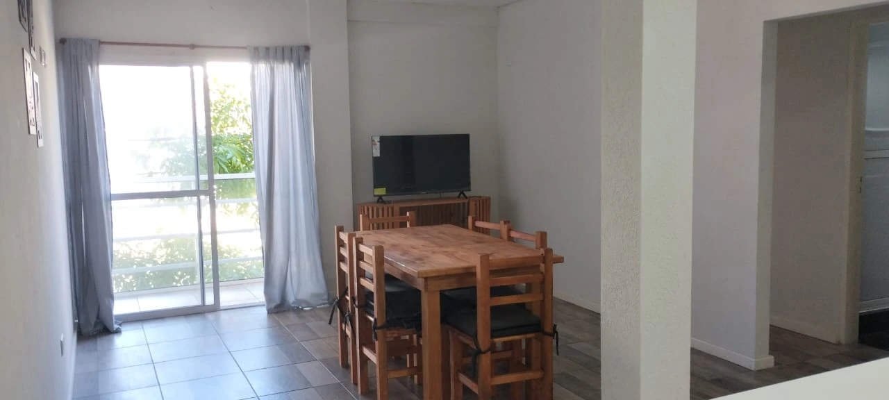 Departamento 3 ambientes sobre Av.Chiozza - A una cuadra de la playa, totalmente equipado hasta 6 personas - Departamento en San Bernardo