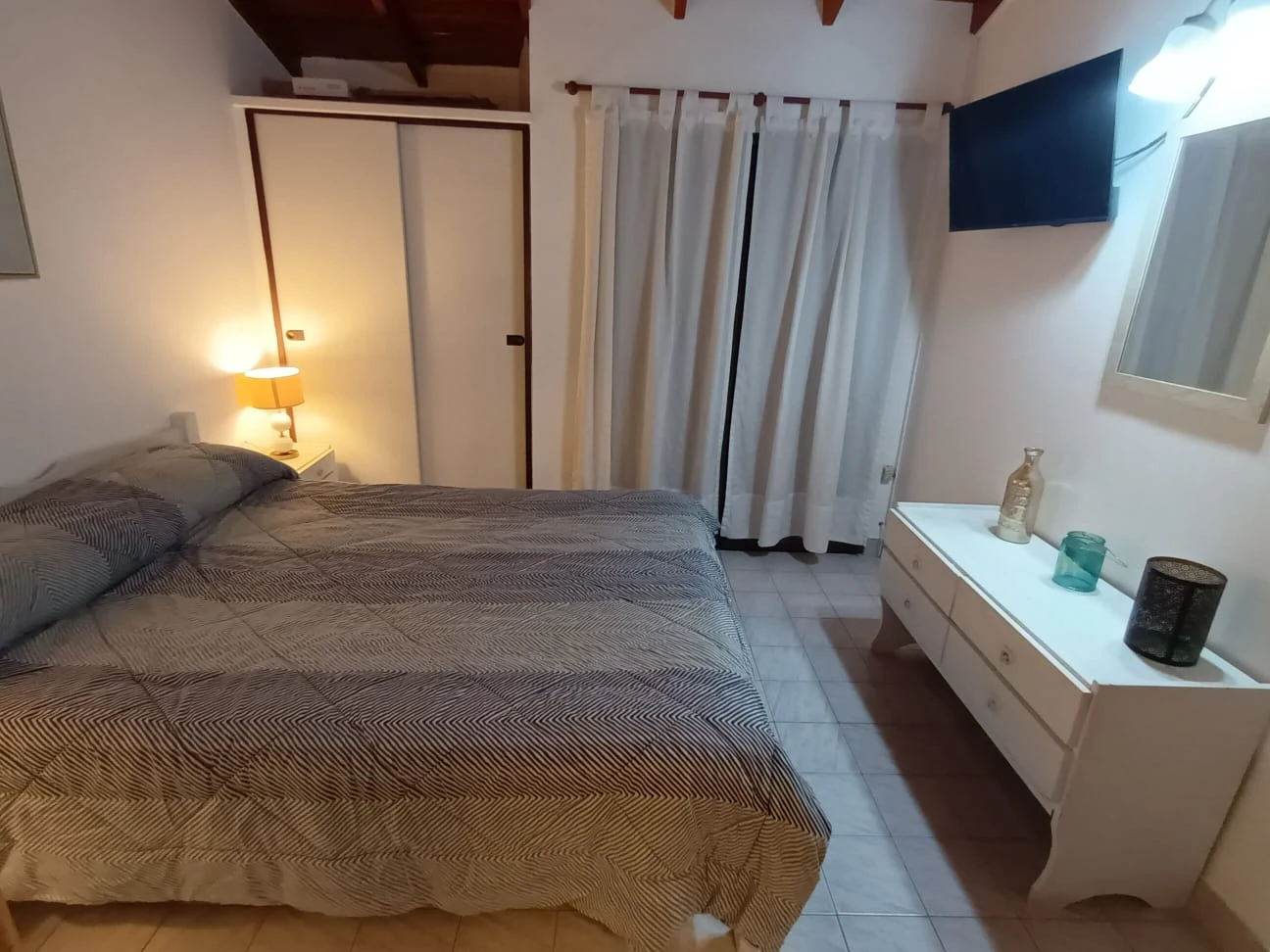 Dúplex cómodo funcional, y luminoso. -  - Dúplex/Tríplex en Costa Azul