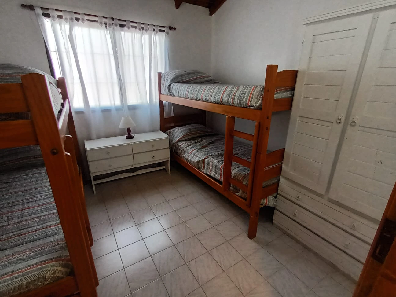 Dúplex cómodo funcional, y luminoso. -  - Dúplex/Tríplex en Costa Azul