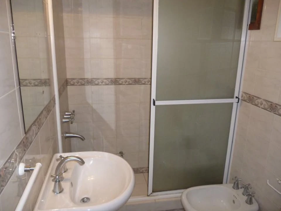 Depto sobre Chiozza p/ 6 personas c/ Cochera - La mejor ubicacion, descuento por semana o quincena! - Departamento en San Bernardo