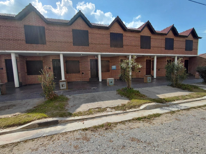 DUPLEX 6 PERSONAS  PARRILLA ESPACIO GUARDA COCHE 2 BAÑOS - 50 METROS DEL MAR GAS NATURAL WIFI - Dúplex/Tríplex en Costa Azul