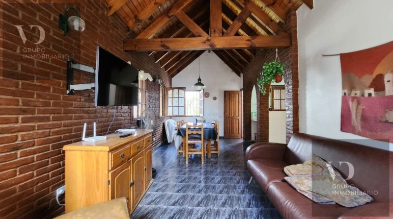 Chalet Las Rosas - A 2 cuadras del mar - Casa/Chalet en La Lucila del Mar