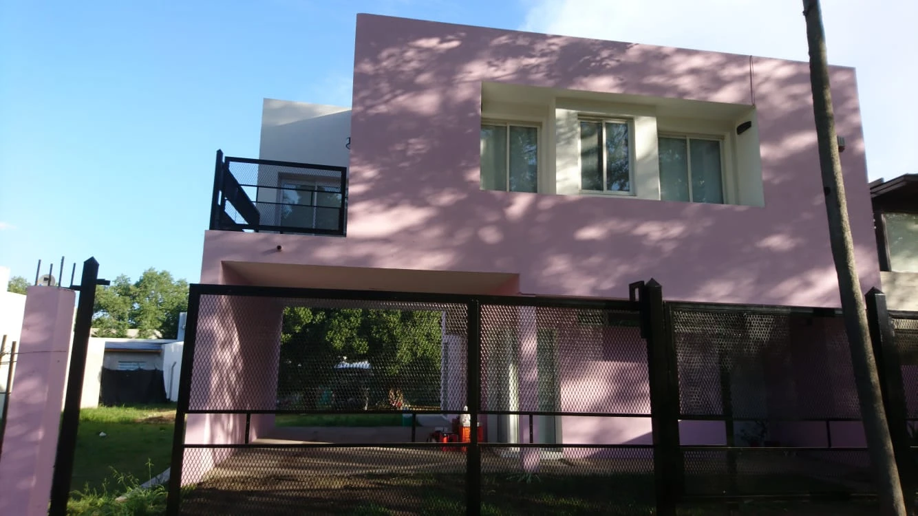 Hermosa Casa en Necochea - A 10 cuadras del mar. - Casa/Chalet en Necochea