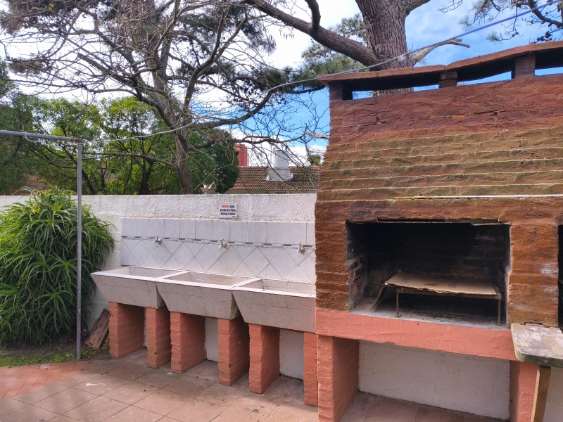 Departamento a 2 cuadras del mar en Complejo DELLA - A 2 cuadras del mar 🌊 12 de la peatonal nueva y a 2 de la peatonal vieja. - Departamento en Villa Gesell